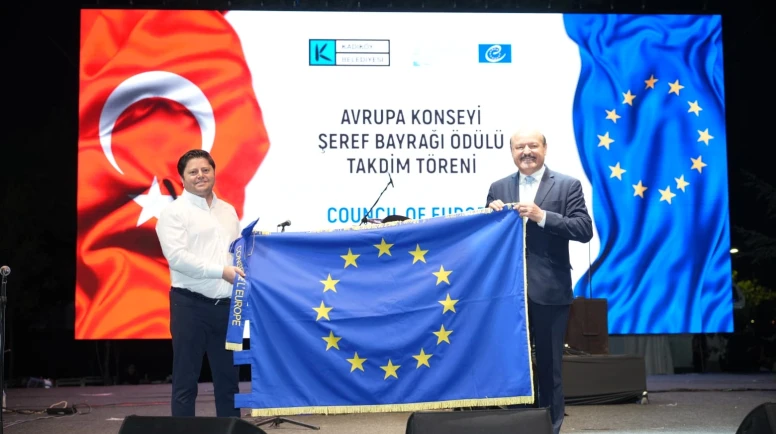 Kadıköy Belediyesi'ne Şeref Bayrağı Ödülü
