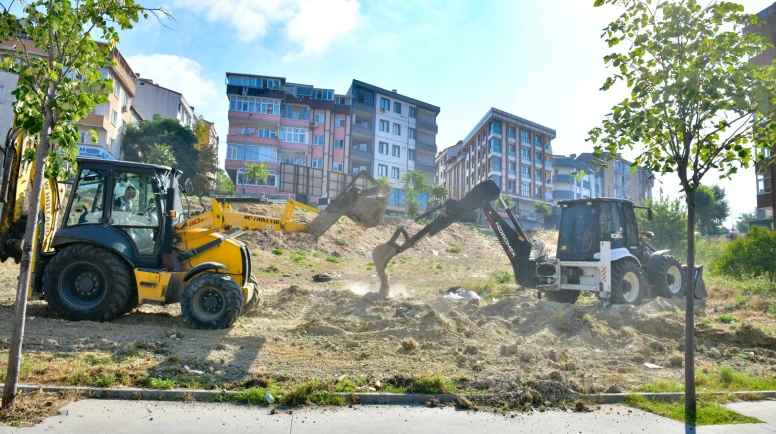 Esenyurt'ta Atıl Arsalar Düzenleniyor
