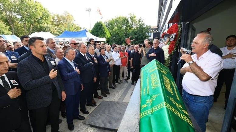 Nuri Aslan'ın Babası İçin Cenaze Töreni