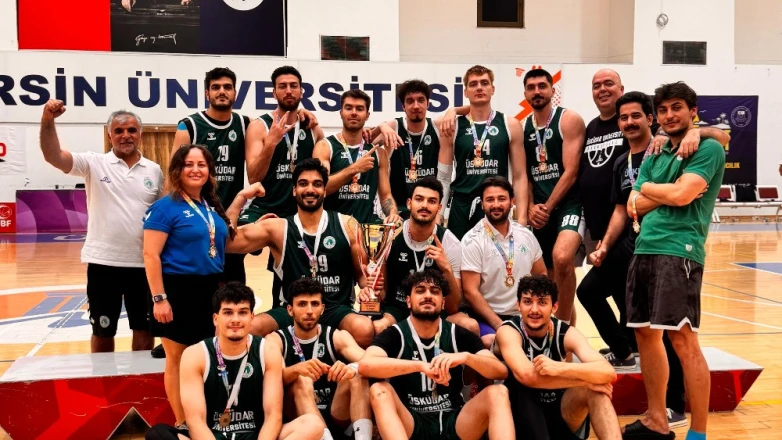 Üsküdar Üniversitesi basketbolda ikinci kez Türkiye şampiyonu!