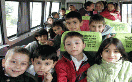 Araçlar takipte, çocuklar güvende