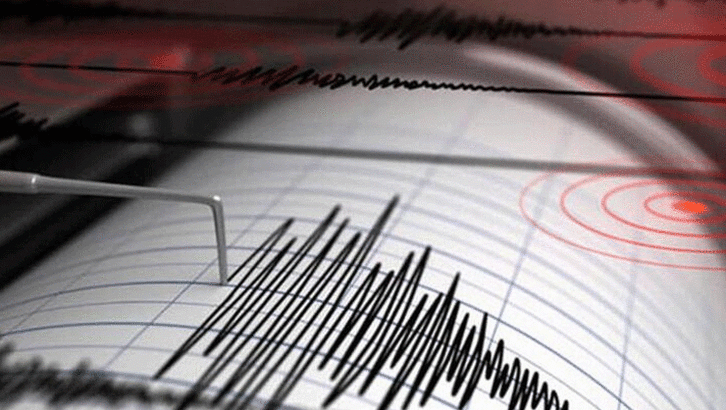 İzmirde son 4 günde 142 deprem oldu