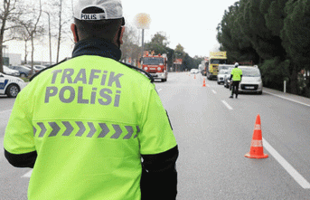 Sürücüler dikkat! İstanbul'da bazı yollar trafiğe kapatıldı