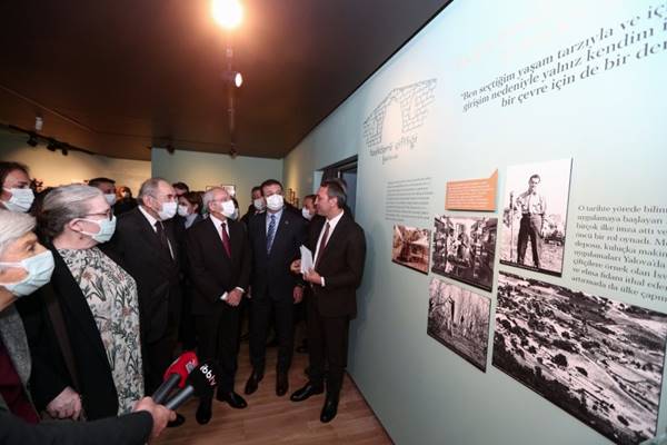 CHP Genel Başkanı Kılıçdaroğlu: Ahmet Vafık İsvan Sergisi”nin açılışını gerçekleştirdi