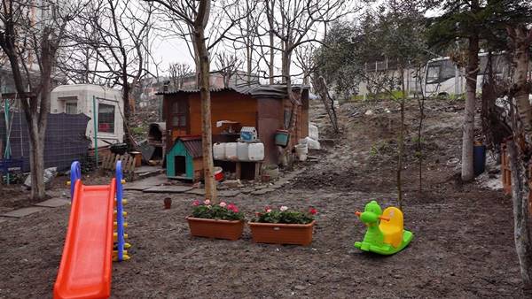 Küçükçekmece Belediyesi: Down Sendromlu çocuğa oyun parkı